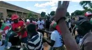 Militantes do MPLA invadiram a marcha de recepção ao secretário provincial da UNITA no Bié termina em pancadaria.